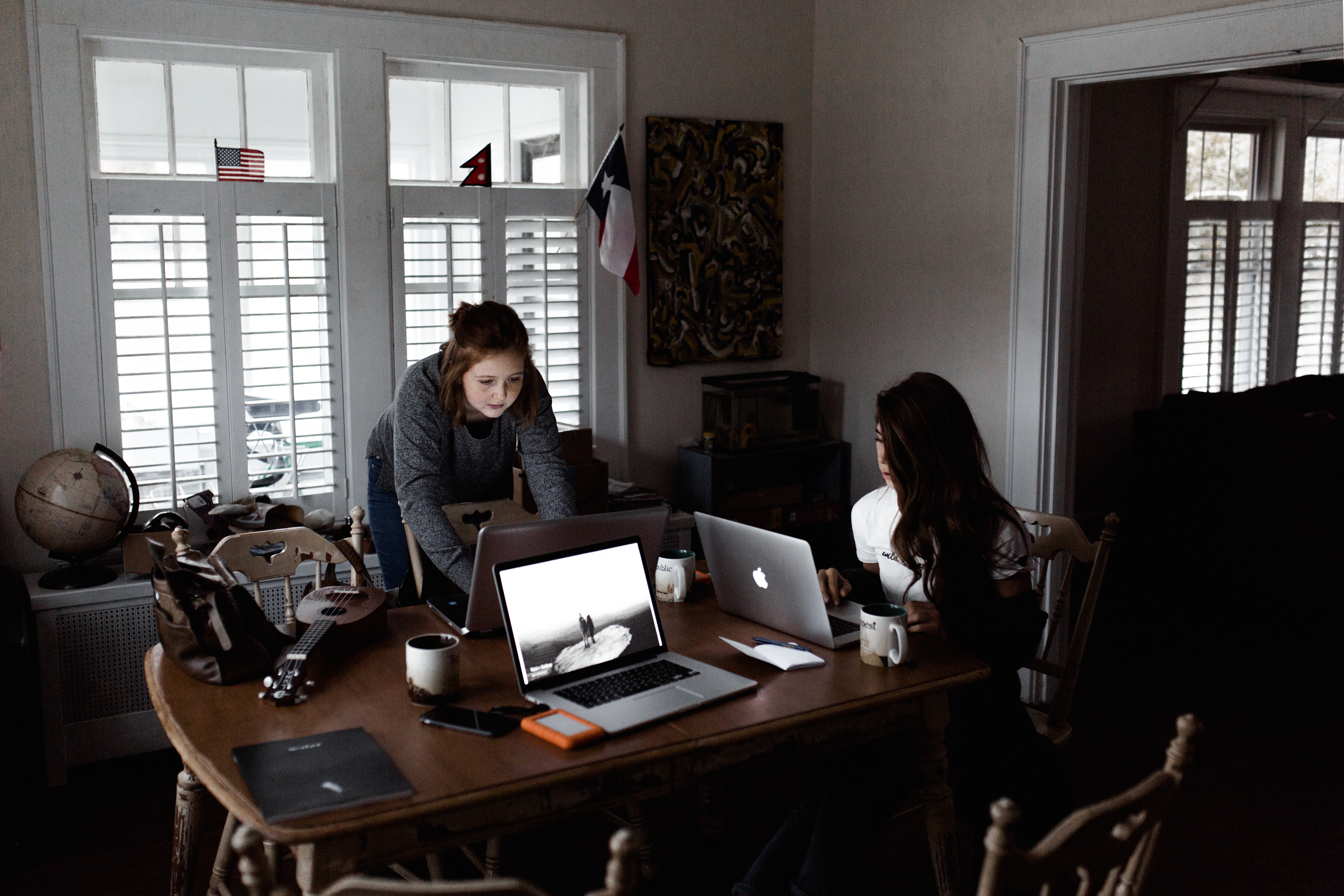 Thumbnail for 9 content creation tips to grab your employees’ attention
