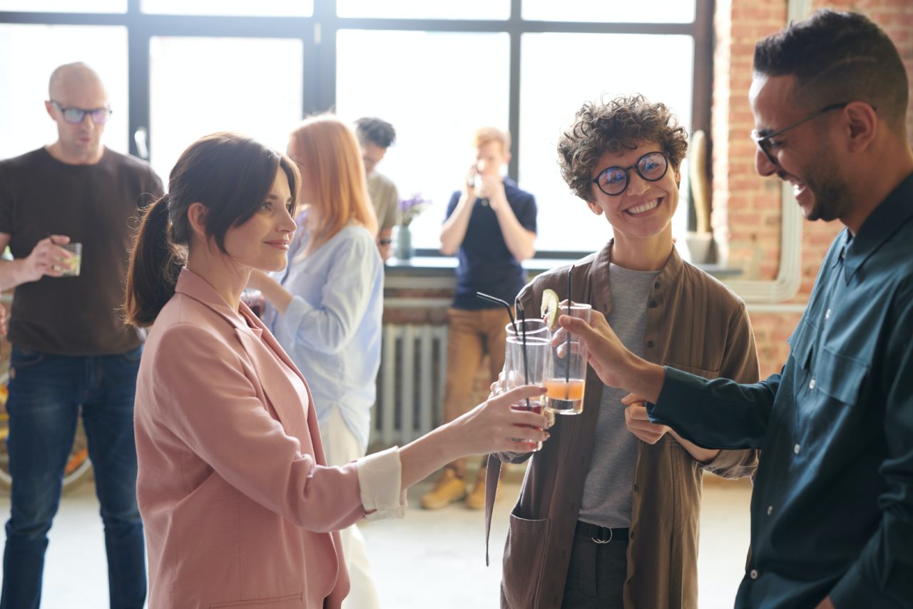 Workplace friendships are easy to shape with intranet software