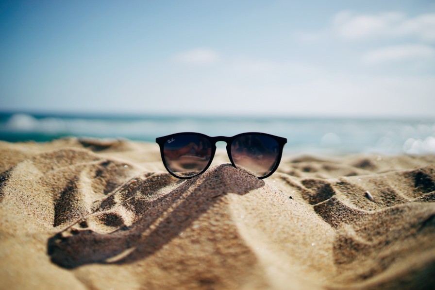 Thumbnail for 5 tips to help keep your employees productive this summer